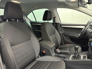 Škoda Octavia 1.0 TSI Greentech Style Business NAVI CARPLAY CRUISE LM ECC. / 13