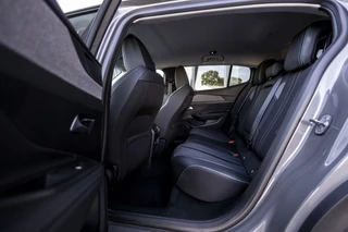 Peugeot 408 1.2 Hybrid 145 e-DCS6 Allure  | 360° Camera | 19" / 11