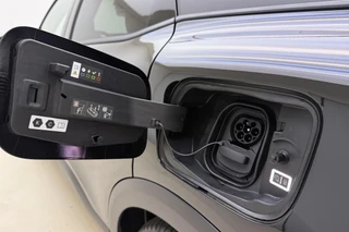 Citroen Ë-C4 Plus 156pk Extended range 54 kWh | Stoelverwarming | Cruis control | Navigatie | Stoel verwarming | Apple carplay/Android auto | / 35