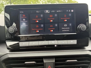 SEAT Leon 1.0 TSI Reference 5 Deurs | Climate control | Apple Carplay/Android Auto | Elektrisch Pakket | LED Verlichting | DAB | Cruise control / 12