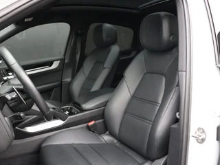 Porsche Cayenne 3.0 E-Hybrid | LEDER | LUCHTVERING | PANO-DAK | MASSAGE | BOSE | STOELVERK. | SPORTCHRONO | 360° CAMERA | ADAPT. CRUISE | NAVI | DESIGN PAKKET | / 16