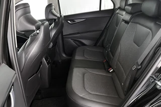 Kia Niro 1.6 GDi Hybrid DynamicPlusLine Elektrische Stoelen Leder Achteruitrijcamera / 9