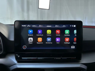 Seat Leon Sportstourer 1.5 TSI 150pk FR Business Intense LED Trekhaak Camera App-Connect Sfeerverlichting / 20