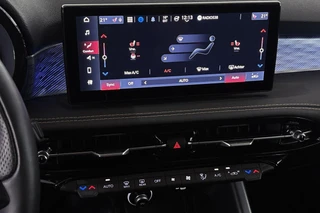 Alfa Romeo Tonale 1.3T PHEV Edizione Speciale Stuur/Stoelverwarming Adaptive Cruise Keyless Camera / 23