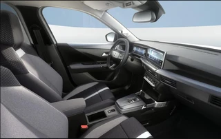 Opel Frontera 1.2 Turbo Hybrid GS | Uit voorraad leverbaar! | Actieprijs inclusief inruilpremie | 145PK | Automaat | Stoel/Stuur/Voorruit verwarming | Voor en Achter Parkeersensoren | Navigatie / 9