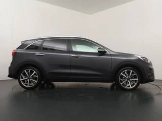Kia Niro 1.6 GDi Hybrid DynamicPlusLine  - Stoel / Stuurwielverwarming - Climate Control - ACC - Trekhaak - Achteruitrijcamera - Fabrieksgarantie tot 02-2028 / 10