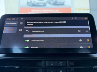 Jeep Avenger 100pk Altitude (Camera - Keyless Entry - Adaptieve Cruise Controle - Elektrische Klep - JBL - LED - 17"incl 4S - Automatische Airco - Navigatie) / 22
