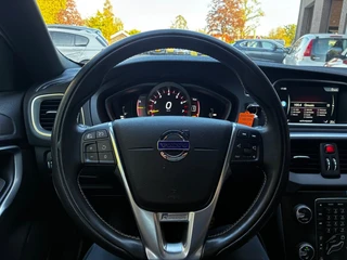 Volvo V40 2.0 T3 153PK! R-DESIGN / 7