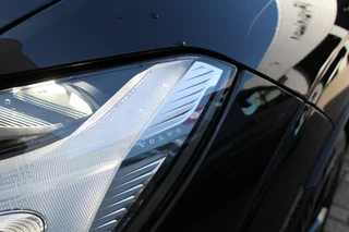 Volvo XC60 2.0 T6 Plug-in hybrid AWD Ultimate Black Edition  | Panoramadak | Head-up | H/K | Memory / 40