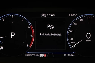 Volkswagen T-Roc 1.5 TSI Style | IQ LIGHT | STOELVERWARMING | CLIMA | APP CONNECT | DAB | PDC / 8