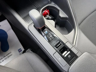 Toyota C-HR 1.8 Hybrid 140 Dynamic APPLE/ANDROID BLIND-SPOT KEYLESS PARKSENSOREN PARKCAMERA AD-CRUISE NL-AUTO / 15