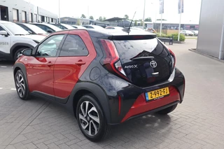 Toyota Aygo X PULSE / 4