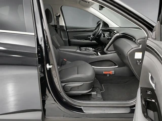 Hyundai Tucson 1.6 T-GDI PHEV 265 pk Comfort Smart 4WD | 1e eigenaar | navigatie | elektr. a. klep | adapt. cruise | camera | BTW auto / 18
