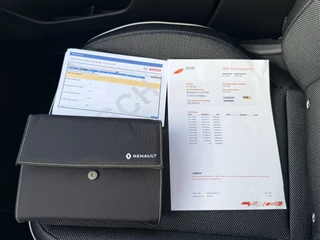 Renault Captur 1.6 E-Tech Hybrid 145 Intens  | LED | Keyless | DAB | Apple / Android | PDC v+a incl. Camera / 37