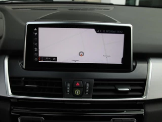BMW 2-serie Active Tourer 220i High Executive M-sport | Uniek!! / 17