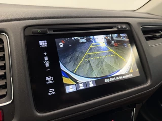 Honda HR-V 1.5 i-VTEC Executive  Panoramadak Full-led Navigatie / 16
