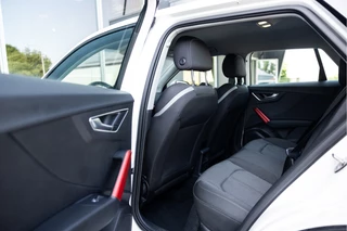 Audi Q2 1.0 TFSI Sport  | NL Auto | Bluetooth / 15