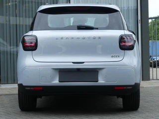 Leapmotor B03X ProMax Design 53 kWh 197PK, Apple Carplay/Android Auto 360 graden camera, Stoel & Stuurverwarming, Navigatie / 9