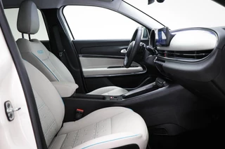 Fiat 600 1.2 Hybrid La Prima | MASSAGE | NAVIGATIE | DAB | APPLE | CAMERA / 5