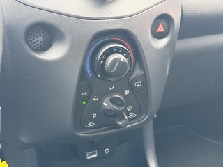 Toyota Aygo FUN 5-DEURS AIRCO NL-AUTO 1E EIGENAAR ELEKTRISCHE RAMEN / 10