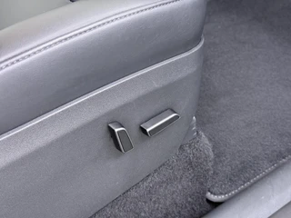 Tesla Model Y Performance AWD 75 kWh SOH 94% | AFN. TREKHAAK | 21 INCH TURBINE VELGEN | TESLA GARANTIE T/M 01-2028 OF 80.000 KM | ACCU & AANDRIJFLIJN GARANTIE T/M 01-2032 OF 192.000 KM | ALL IN RIJKLAAR PRIJS | / 45