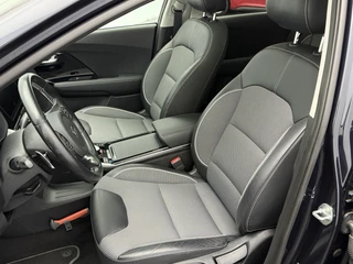 Kia e-Niro DynamicPlusLine 64 kWh SOH 95,4% | Trekhaak |Schuif/Kanteldak | Camera | Stoel/Stuurverwarming | Carplay&Android / 13