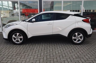 Toyota C-HR 1.8 Hybrid Dynamic|Automaat|Trekhaak|Stoelverwarming|Camera|Navi|ACC / 4