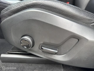 Volvo XC90 2.0 T8 Recharge AWD R-Design / 29