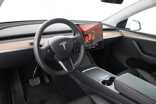 Tesla Model Y Long Range AWD 75 kWh Navigatie, trekhaak! Volleder, Climate / 15