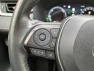 Toyota RAV4 2.5 Hybrid AWD Dynamic NWE. 4-SEASONS STOEL- & VOORRUITVERWARMING PDC V+A DIGITAL DISPLAY LED / 16