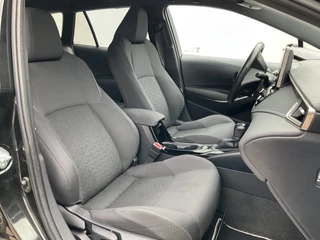 Toyota Corolla Touring Sports 1.8 Hybrid Stoel/Stuurverw. Business Plus / 37