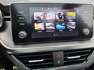 Skoda Kamiq 1.0 TSI Monte Carlo * 29.000KM! * Panoramadak * Stoelverwarming * Carplay * Full Led * / 11