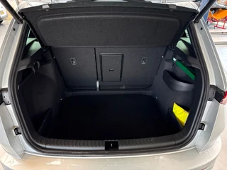 Škoda Karoq 1.5 TSI ACT Sportline Business / 15