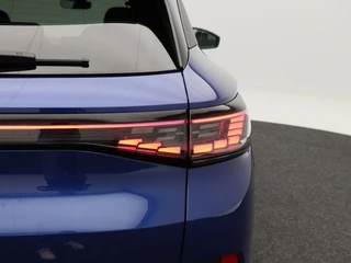 Volkswagen ID.4 Pro Performance 77 kWh 204 Pk | Stoel/Stuurverwarming | Adaptive cruise | Camera | CarPlay | 54.397 Km !! / 15