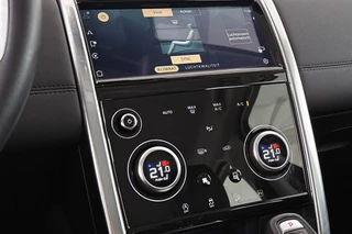 Land Rover Discovery Sport P300e 1.5 S / 28