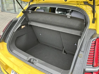 Renault 5 Comfort Range Techno 52 kWh  | V2G | Pack Winter | Pack Advanced Driving Assist | Two-Tone | Stoel+Stuurverwarming | Blindspot | Navigatie | Climate Control | Easy Park Assist | Apple CarPlay/Android Auto / 16