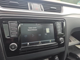 Škoda Rapid Spaceback 1.0 TSI Greentech NAVI TEL PANORAMADAK / 18