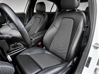 Mercedes-benz A-klasse Progressive | Camera | Navigatie | Half leder Sportstoelen / 18