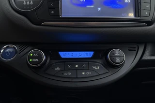 Toyota Yaris 1.5 Hybrid Aspiration | Navigatie | Achteruitrijcamera | Climate Control | Cruise control | Verw. buitenspiegels / 25