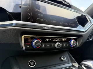 Audi Q3 45 TFSI e Hybrid 245pk S edition S-line Keyless | Camera / 39