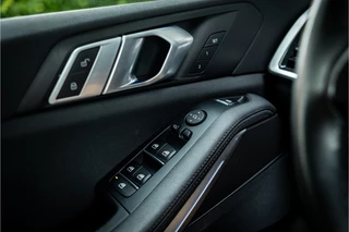 BMW X5 xDrive45e Executive  Camera 20" Luchtvering Memory Carplay / 18