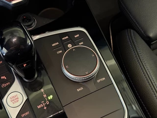 BMW 1 Serie 118I M-Sport Automaat Navi LED 50 Jahre Cruise / 32