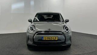 Mini 5-Deurs 1.5 One Essential|Carplay|Camera|Cruise|Navi| / 7