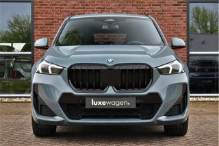 BMW X1 xDrive25e M-Sport  Premium 18inch Leder Camera ACC-voorbereiding / 8