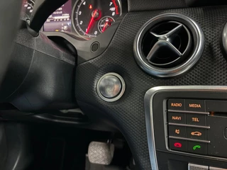 Mercedes-Benz A-Class 180 Business Solution/ Automaat/ NL auto/ Sensoren/ Achteruitrijcamera / 33