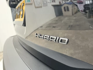 Peugeot 2008 Hybrid Automaat 145 GT  | Camera voor + achter | Keyless | €540,- p.m. Private Lease! | 8 jaar We Care garantie | / 35