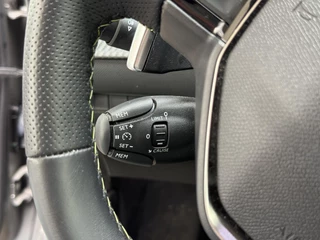 Peugeot 208 1.2 Hybrid 145 e-DCS6 GT | Alcantara | Stoelverwarming + massage | Achteruitrijcamera | Cruise | Apple Carplay/Android / 19