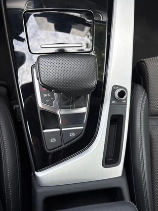 Audi A4 Avant 40 TFSI quattro S edition / S-line / virtual / trekhaak / carplay / dealer ond, / 31