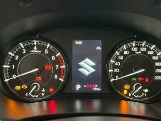 Suzuki Vitara 1.4 Style Smart Hybrid Automaat Panoramadak | €2.000,- + €750,- voorraadkorting! / 14