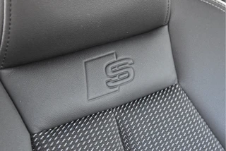 Audi A3 Sportback 35 TFSI edition one 3x S-Line 150pk  | Stoelverwarming | Camera | Virtual Cockpit | DAB | Carplay/Android | Full LED / 39